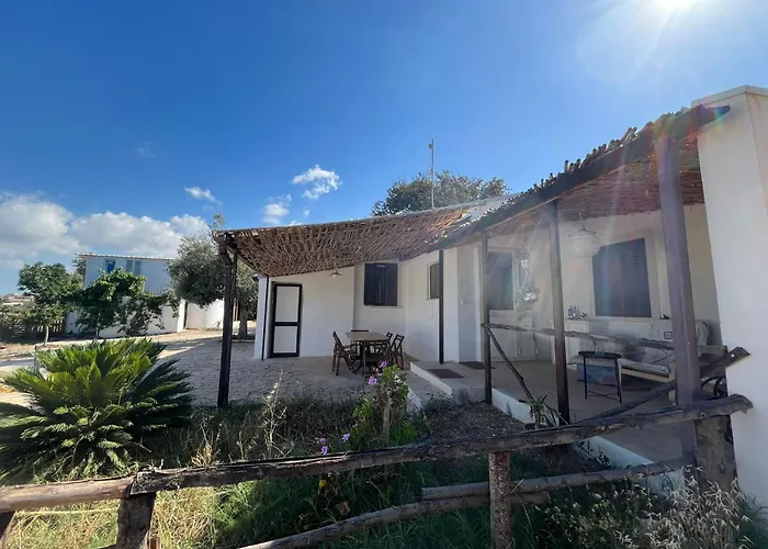 La Casa Del Carrubo Con Piscina Condivisa In Campagna Vicino Al Mare - Canestanco 18