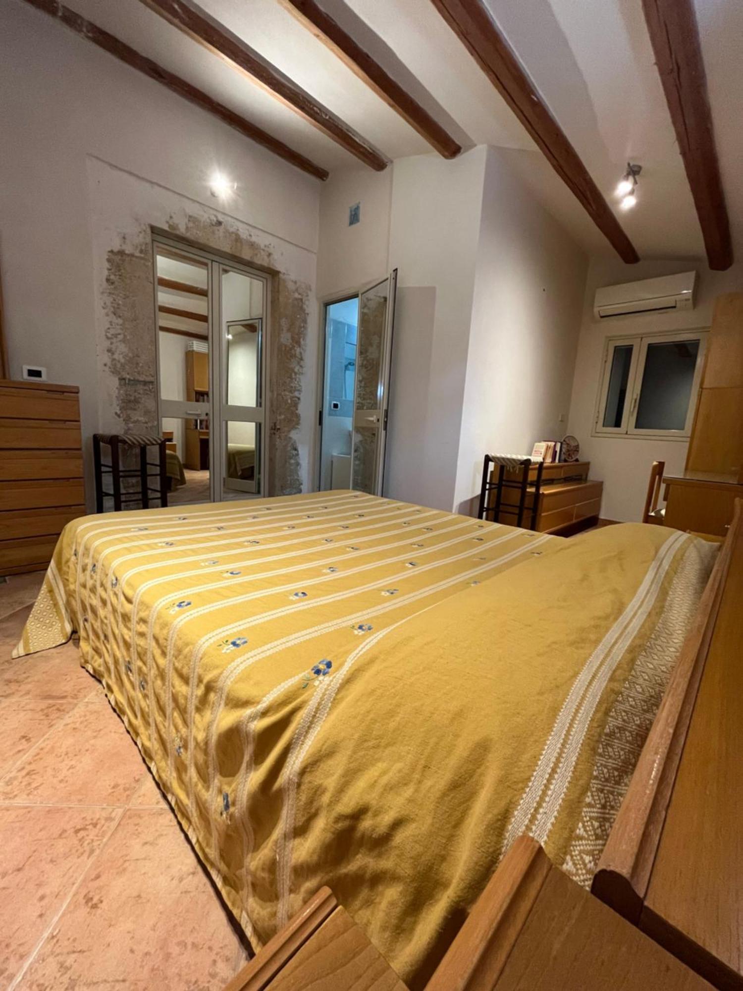 La Casa Del Carrubo Con Piscina Condivisa In Campagna Vicino Al Mare - Canestanco 18 Holiday home *
